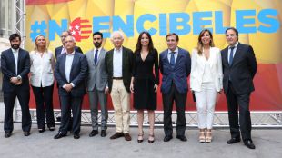 El PP asegura que la alcaldesa es cómplice del "desafío independentista", que tachan de "ilegal"