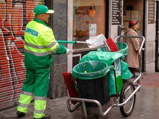 Sabanés advierte con medidas jurídicas por el ERTE de barrenderos