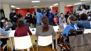 Iglesias admite que la moción busca "crear contradicciones" en el PSOE