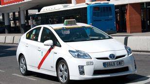 La Asociación Gremial de Auto-Taxi pide a Carmena "la mejora de la prestación" de este servicio público