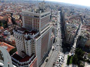 El Grupo Wanda pide desmontar el edificio España para poder hacer la obra que planeó