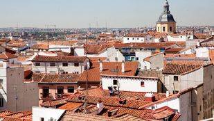 Detenido por robar en pisos mientras dormían sus habitantes tras escalar la fachada