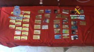 Cae una red dedicada a la falsificación de tarjetas de crédito