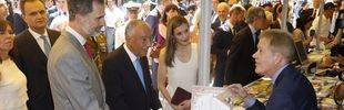 La visita de los Reyes al Retiro da el pistoletazo de salida a la 76 Feria del Libro
