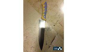 Detenido un hombre que amenazaba a los vecinos con un cuchillo de 20 centímetros de hoja