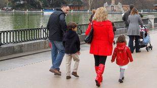 El apellido del padre deja de ser preferente en España desde el 30 de junio