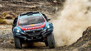 Peugeot testea el 2008 DKR en un rallye “placentero”