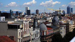 La Comunidad estudia eliminar la limitación de las tres alturas en la Ley del Suelo