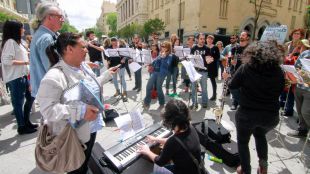 La Asamblea aprueba recuperar la financiación de las escuelas de música