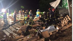 Un hombre muere aplastado por la carga de su camión a la entrada de Leganés