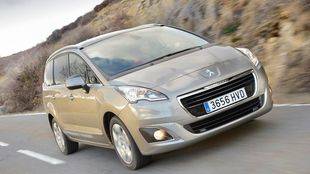 El Peugeot 5008 estrena la versión 1.2L PureTech 130 S&S Allure