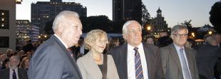 Margallo destaca el "orgullo de ser españoles" en la presentación del video-mapping de Marca España