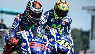 Lorenzo y Rossi velan armas en Phillip Island con Pedrosa como testigo