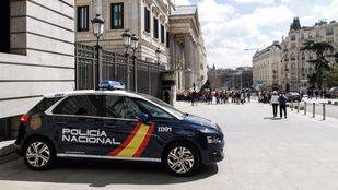 La Policía detiene a tres porteros de una discoteca por golpear a un cliente