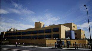 Colectivos y vecinos madrileños reivindican el cierre del CIE de Aluche y la construcción de un centro de memoria