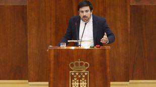 Espinar: "Esta moción es para defender la democracia"