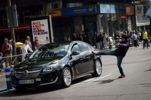 Los taxistas denuncian a Cabify ante la Fiscalía por supuesta reventa de licencias de VTC