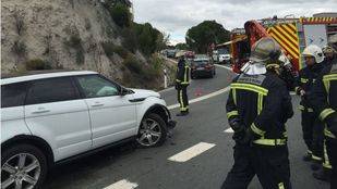 Muere un motorista de 25 años empotrado contra los bajos de un todoterreno en Galapagar