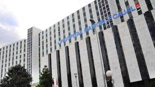 Los trabajadores de limpieza del Ramón y Cajal irán a la huelga