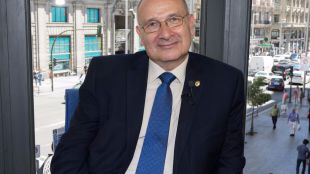 Luis Martínez Hervás, alcalde de Parla: "Toledo 15 vuelve a ser una manzana más"