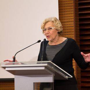 Carmena asegura que hay "muy pocos atascos" en Madrid