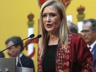 Cifuentes: si no mejora la polución, se planteará medidas que afecten a empresas