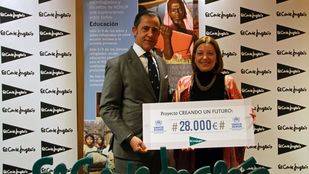 El Corte Inglés dona 28.000 euros a ACNUR