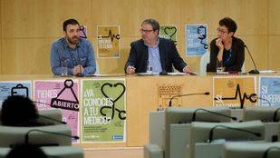 El Ayuntamiento pone en marcha una campaña para alertar a los ciudadanos de que "Sí tienen derecho" a una sanidad universal