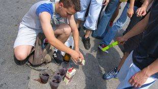 El Ayuntamiento baraja cambiar la sanción por botellón por una socioeducativa