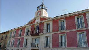 La alcaldesa de Aranjuez: el fin del contrato del Centro Logístico "pone en peligro 1.500 empleos"