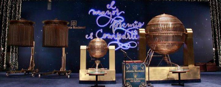 Bombos de la Lotería de Navidad en el Teatro Real