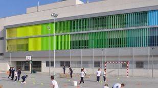 Manos Limpias denuncia a la concejal de Carabanchel por impedir que el colegio Arenales participe en la cabalgata