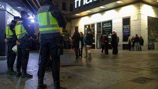 La policía cierra 33 locales en Nochevieja por incumplir el horario