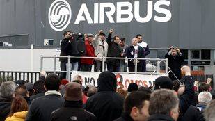 Concentración de apoyo a 'los ocho de Airbus' en Getafe