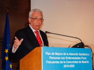 La presidenta respalda a Sánchez Martos mientras la oposición se alinea para reprobarle