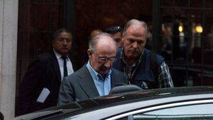 Anticorrupción pide cuatro años y medio de cárcel para Rato y seis para Blesa por las 'tarjetas black'