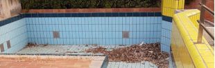 Las instalaciones están a la espera de una reforma desde hace siete años, según estas imágenes suministradas por el PSOE de una visita reciente.