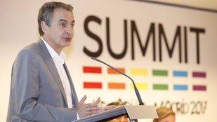 Zapatero: "España es un país arcoíris gracias a quienes entregaron sus vidas para cambiar las leyes"