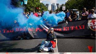 Los taxistas toman de nuevo las calles para reclamar medidas contra las VTCs