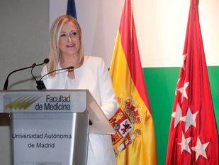 Cifuentes acusa a Ciudadanos de “crecer electoralmente a costa del PP”