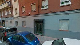 Rescatados de un incendio tres menores y detenido su cuidador, que los dejó solos en el piso