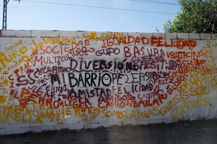 Las entidades tratan de empoderar a los más jóvenes al tiempo que les buscan herramientas contra la exclusión.