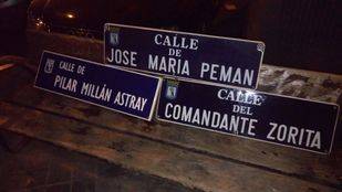 Retiradas algunas placas franquistas de las calles de Madrid como reivindicación