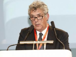 El Consejo Superior de Deportes baraja pedir la apertura de expediente disciplinario a Villar para suspenderle de la federación