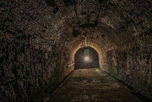 Descubiertas cuatro bóvedas del siglo XVI en la antigua fábrica de chocolate de El Escorial