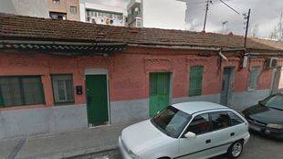 La plataforma #SalvaPeironcely10 vuelve a plantear que se declare BIP el edificio fotografiado por Capa