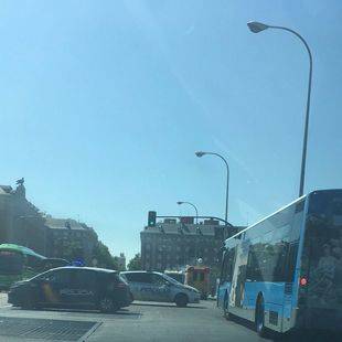 Nuevo incidente con un autobús de la EMT en Moncloa