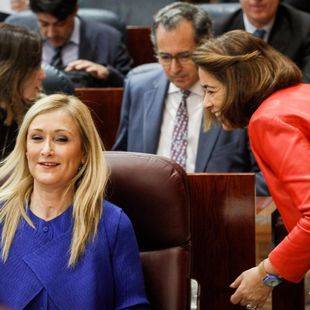 El Gobierno de Cifuentes, "encantado" con la marcha de Moñux