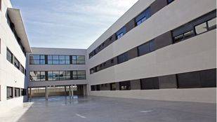 El colegio denunciado por sexismo dice ahora que oferta las mismas excursiones para niños y niñas pero van por separado