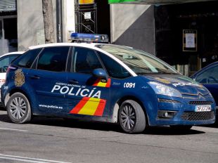 Detenidos tres jóvenes por realizar 70 contrataciones fraudulentas